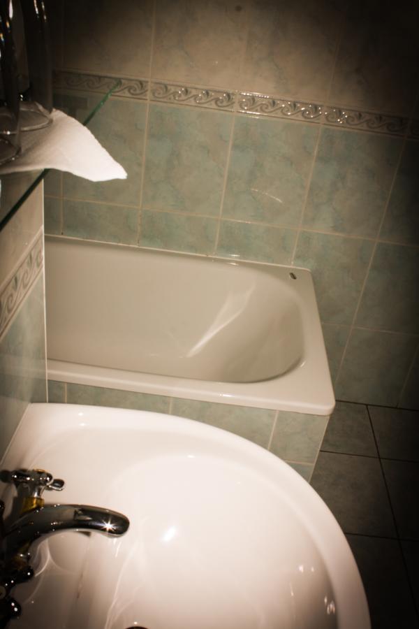 Hotel Morava Uherské Hradiště Екстериор снимка