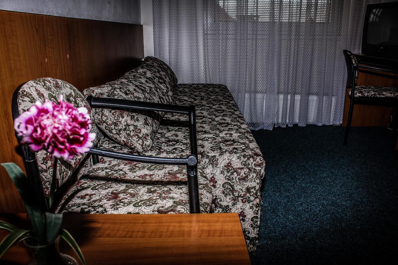 Hotel Morava Uherské Hradiště Екстериор снимка
